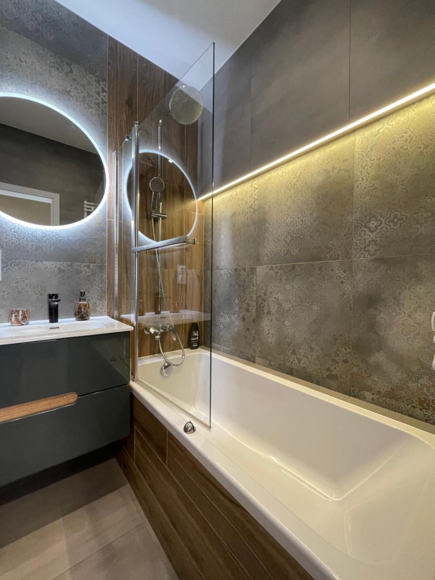 Essence Lux Apartment, Free Parking, Self Check-In 24H 波兹南 外观 照片